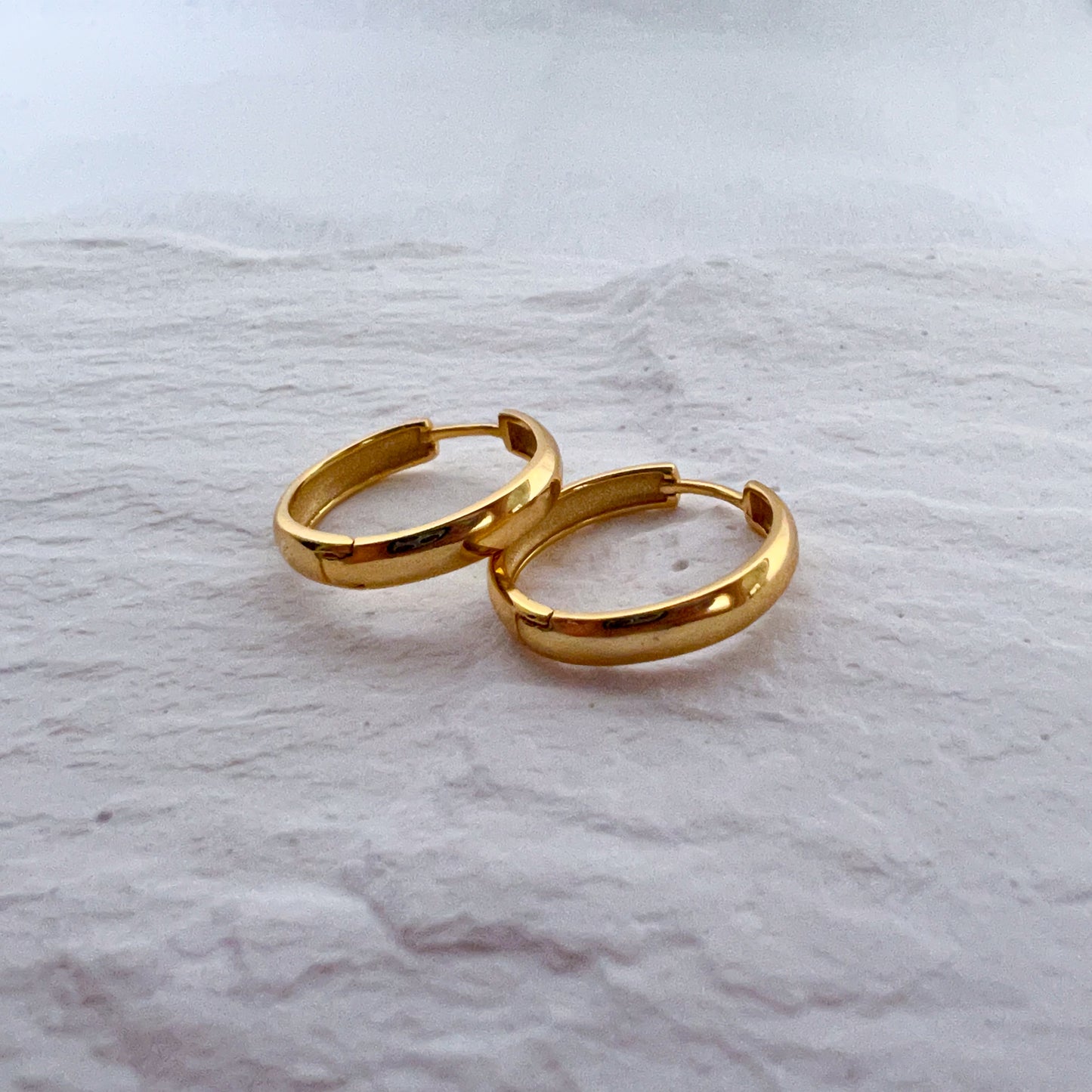 Olivia Hoops