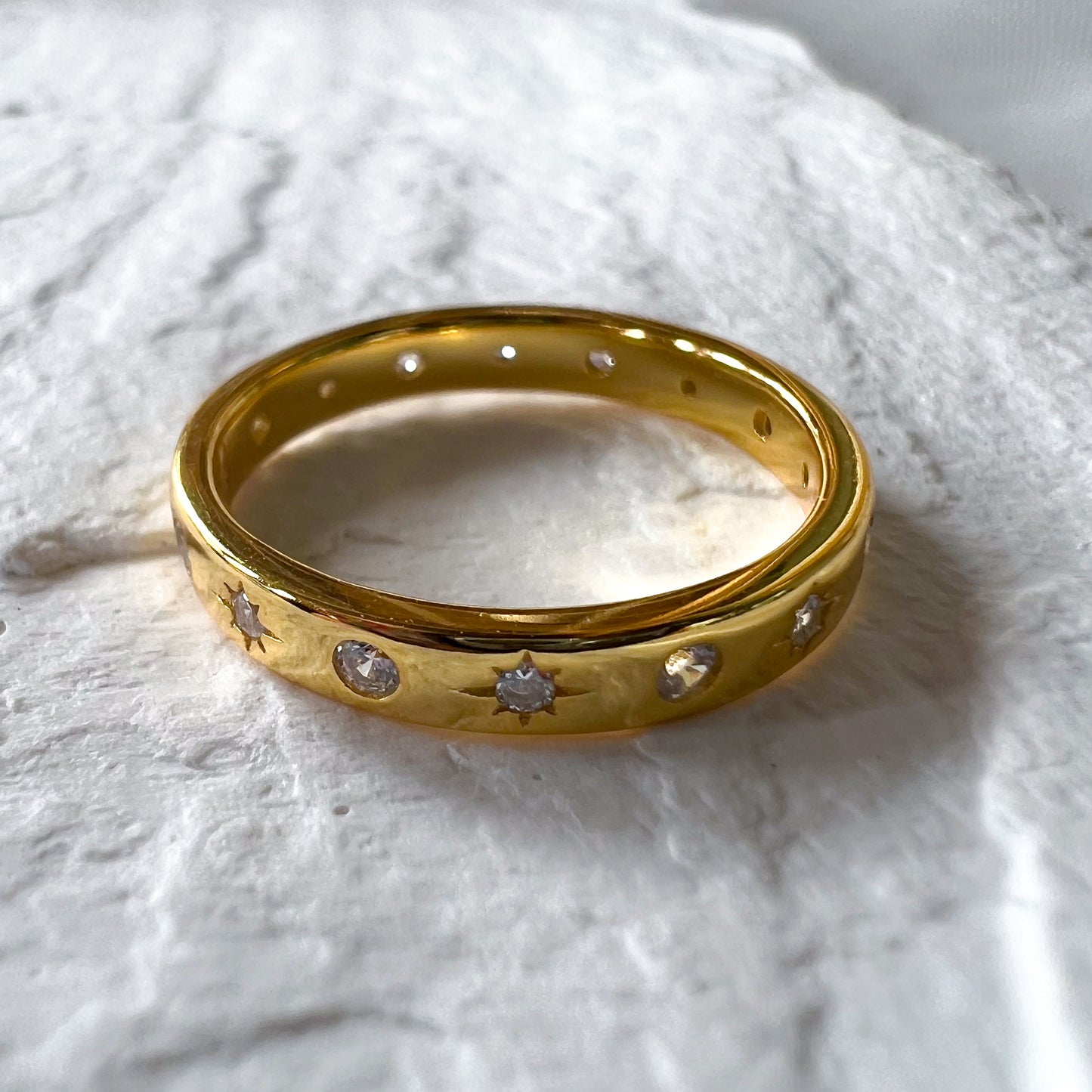 Roya Ring