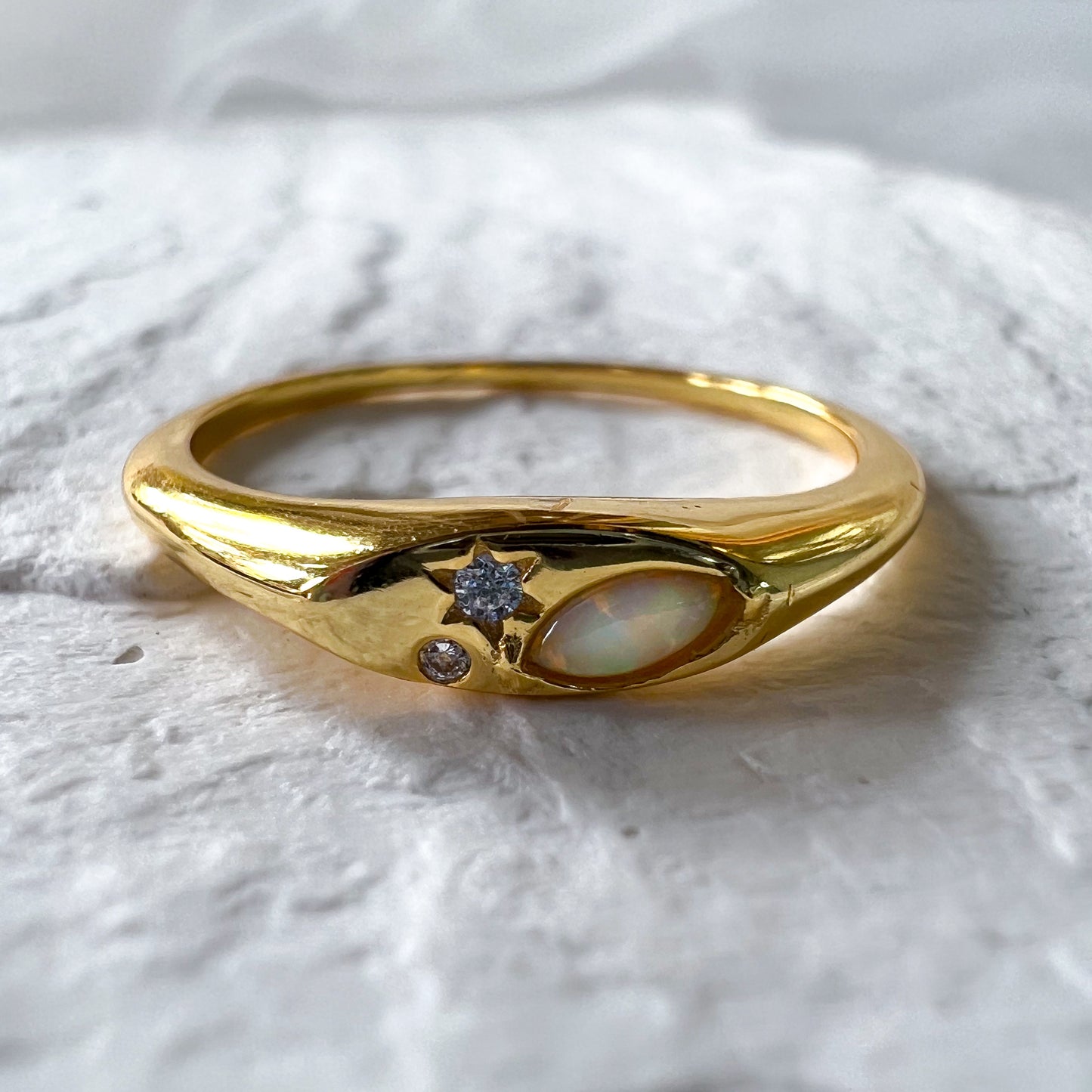 Oniria Ring