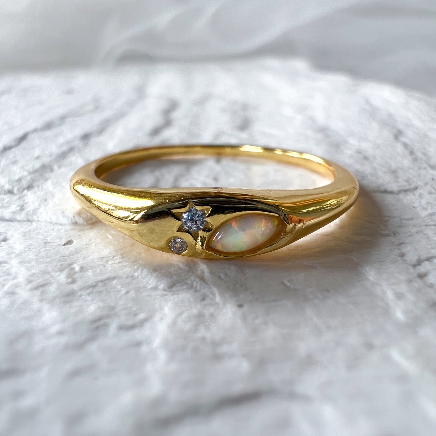 Oniria Ring